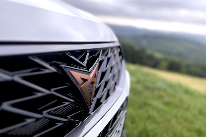cupra znak